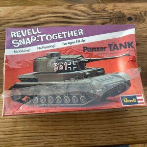 Rare! Vintage Revell Panzer Tank Snap Together 1976 Built Stock w/box & instr.